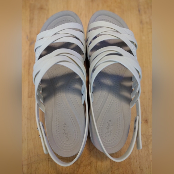 Sandals - Picture 2 of 3